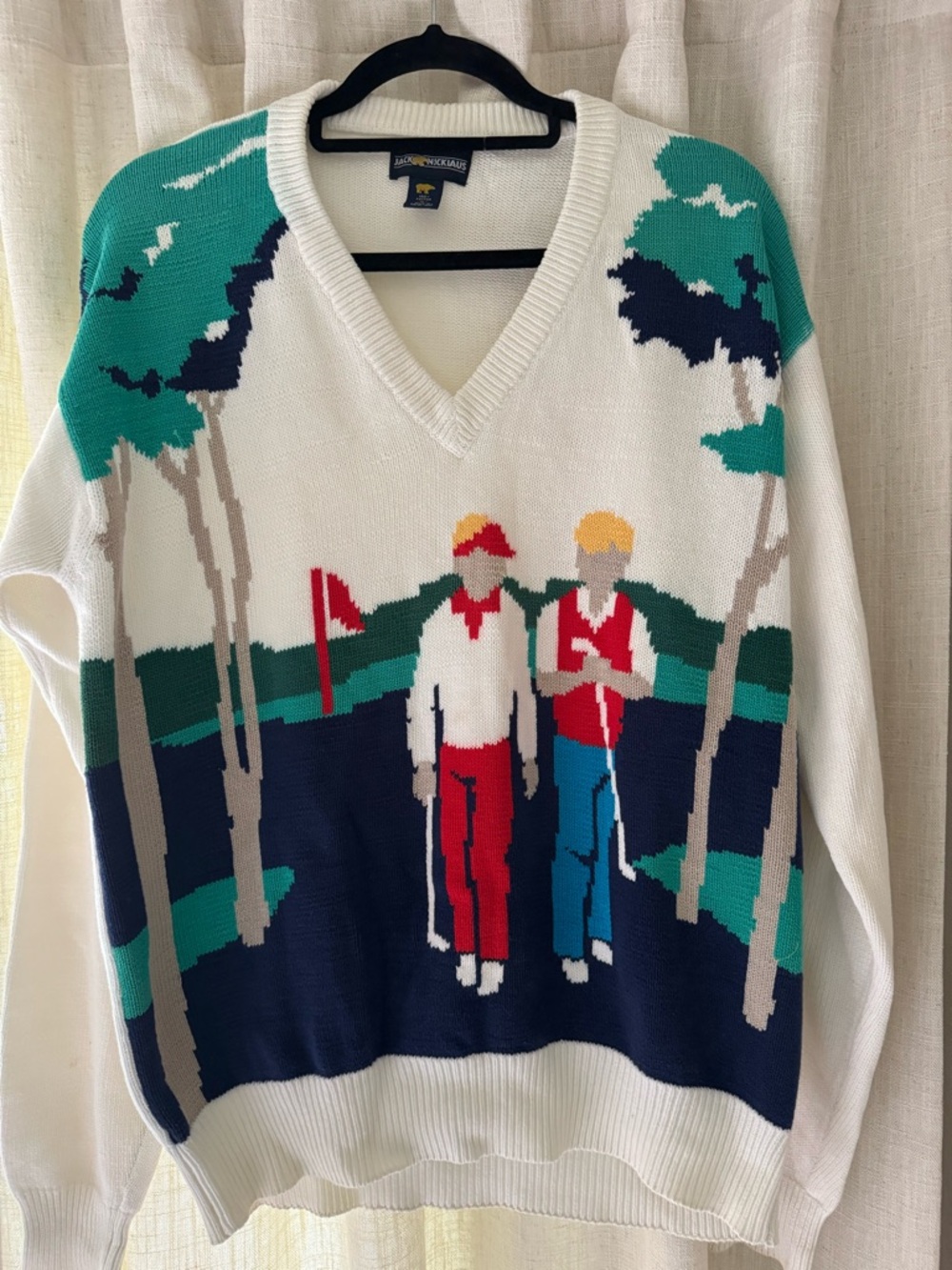 Vintage White V-Neck Golf Sweater with Colorful Golfer Motif